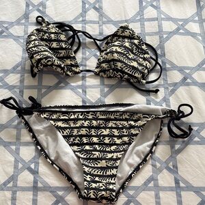 Boden Black and Cream Leaf-Stripe Bikini